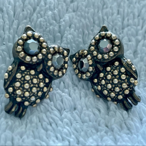 ModCloth Owl Stud Earrings - Picture 1 of 4